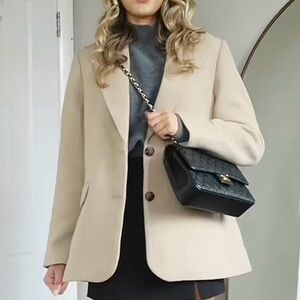 H&M NWOT Oversized Neutral Minimalist Single Breasted Blazer Size Small